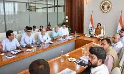 विज्ञान-प्रौद्योगिकी क्षेत्र में निवेश परियोजनाओं पर हो तेज अमल : मुख्यमंत्री डॉ. यादव विज्ञान-प्रौद्योगिकी क्षेत्र में निवेश परियोजनाओं पर हो तेज अमल : मुख्यमंत्री डॉ. यादव
