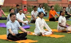 योग से स्वास्थ्य का संदेश: केएमसी भाषा विश्वविद्यालय में भव्य आयोजन योग से स्वास्थ्य का संदेश: केएमसी भाषा विश्वविद्यालय में भव्य आयोजन