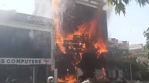 लखनऊ अग्निकांड के बाद कानपुर में बड़ा एक्शन, 30 कोचिंग सेंटर सील