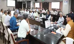 स्कूल चलें अभियान के दौरान ही कराएं सांदीपनि विद्यालय भवनों का लोकार्पण : मुख्यमंत्री डॉ. यादव स्कूल चलें अभियान के दौरान ही कराएं सांदीपनि विद्यालय भवनों का लोकार्पण : मुख्यमंत्री डॉ. यादव