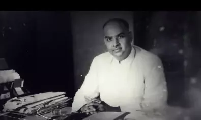 डॉ. श्यामा प्रसाद मुखर्जी की 125वीं जयंती पर गृह मंत्री अमित शाह ने श्रद्धांजलि अर्पित की डॉ. श्यामा प्रसाद मुखर्जी की 125वीं जयंती पर गृह मंत्री अमित शाह ने श्रद्धांजलि अर्पित की