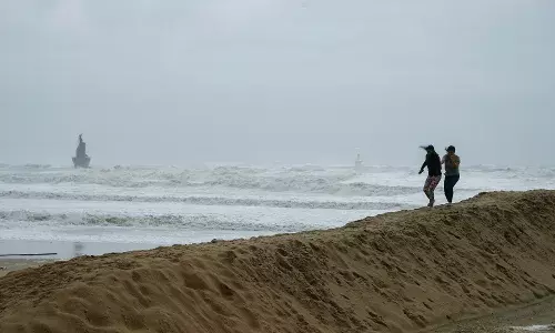 Super Typhoon Bavi hits US Pacific Island Rota