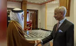 External Affairs Minister Dr. S.Jaishankar Meets Bahrain King, Reaffirms Strong Ties