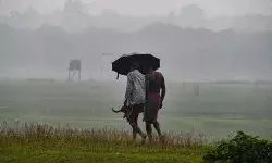 मौसम विभाग ने देश के विभिन्न हिस्सों में भारी बारिश की संभावना व्यक्त की मौसम विभाग ने देश के विभिन्न हिस्सों में भारी बारिश की संभावना व्यक्त की