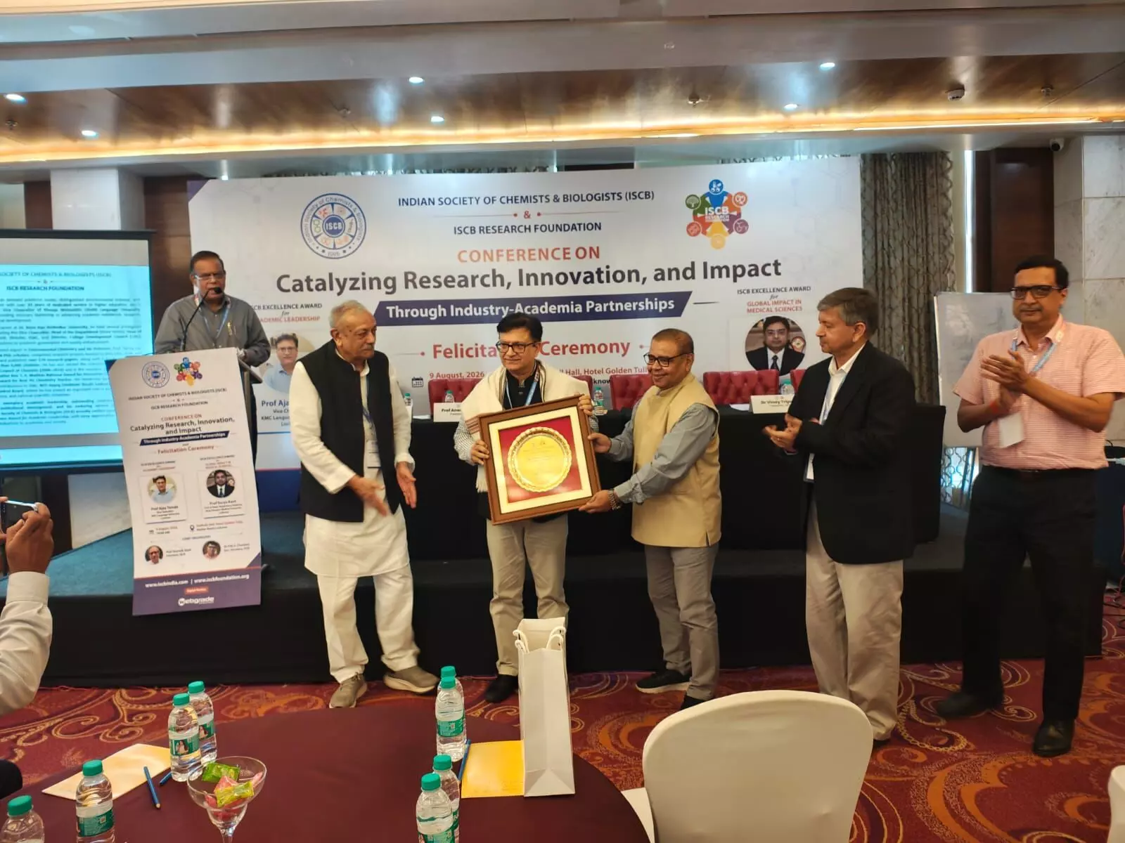 कुलपति प्रो. अजय तनेजा को मिला ISCB Excellence Award कुलपति प्रो. अजय तनेजा को मिला ISCB Excellence Award