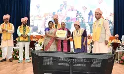 राज्यपाल ने कहा-संस्कारयुक्त शिक्षा से ही विकसित भारत का निर्माण, युवाओं को नशे से दूर रहने का किया आह्वान