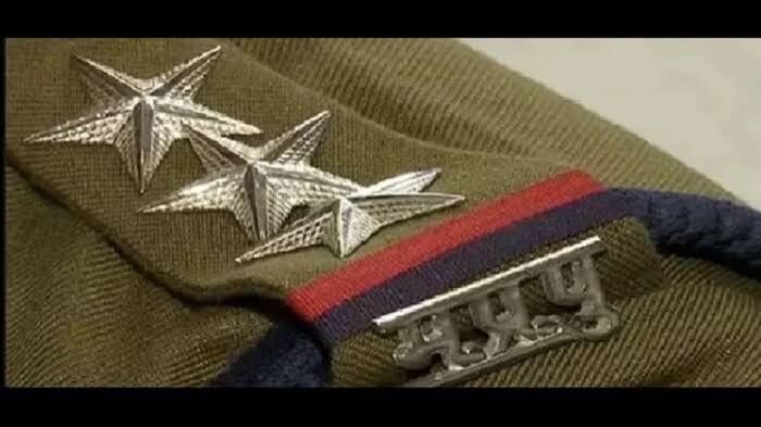 टी आई सहित 8 पुलिसकर्मी निलंबित