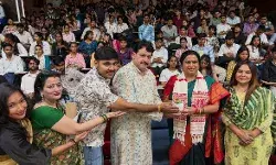 ‘ कलारंभ 2026–27’ में सजी कला और संस्कृति की रंगारंग महफिल, विद्यार्थियों ने बिखेरा प्रतिभा का रंग ‘ कलारंभ 2026–27’ में सजी कला और संस्कृति की रंगारंग महफिल, विद्यार्थियों ने बिखेरा प्रतिभा का रंग
