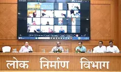 प्रदेश की सभी क्षतिग्रस्त सड़कों और पुलों की मरम्मत 15 अक्टूबर तक पूरा करने के निर्देश