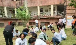 ख्वाजा मुईनुद्दीन चिश्ती भाषा विश्वविद्यालय में सेवा संकल्प माह के अंतर्गत पौधरोपण कार्यक्रम आयोजित