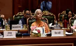 जीएसटी परिषद ने कर अधिकारियों से गिरफ्तारी का अधिकार वापस ले लिया है