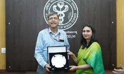 नॉर्दर्न रेलवे सेंट्रल हॉस्पिटल और AIIMS के बीच MoU पर हस्ताक्षर नॉर्दर्न रेलवे सेंट्रल हॉस्पिटल और AIIMS के बीच MoU पर हस्ताक्षर