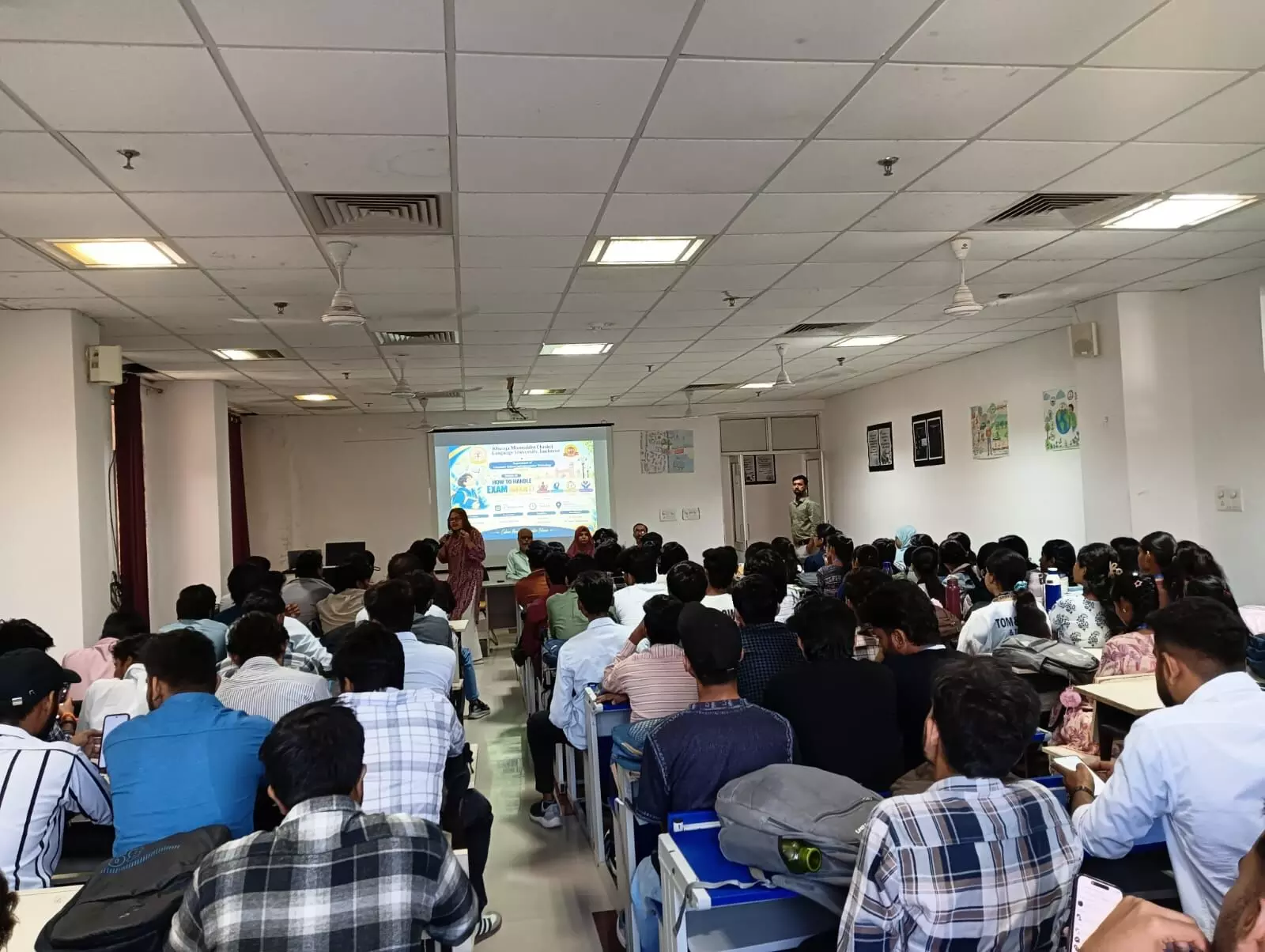 भाषा विवि में विद्यार्थियों को सिखाए परीक्षा तनाव प्रबंधन के गुर भाषा विवि में विद्यार्थियों को सिखाए परीक्षा तनाव प्रबंधन के गुर