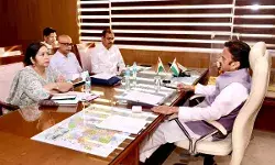 स्वास्थ्य सेवाओं की गुणवत्ता में किसी भी स्तर पर लापरवाही बर्दाश्त नहीं : उप मुख्यमंत्री श्री शुक्ल स्वास्थ्य सेवाओं की गुणवत्ता में किसी भी स्तर पर लापरवाही बर्दाश्त नहीं : उप मुख्यमंत्री श्री शुक्ल