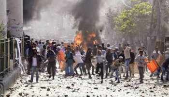 दिल्ली दंगा से सेक्युलर राजनीति को झटका