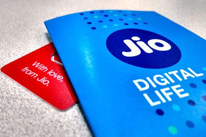Jio देश में सबसे बड़ा 4G नेटवर्क