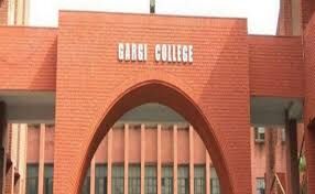दिल्ली के गार्गी कॉलेज में यौन उत्पीड़न को लेकर 10 छात्र गिरफ्तार
