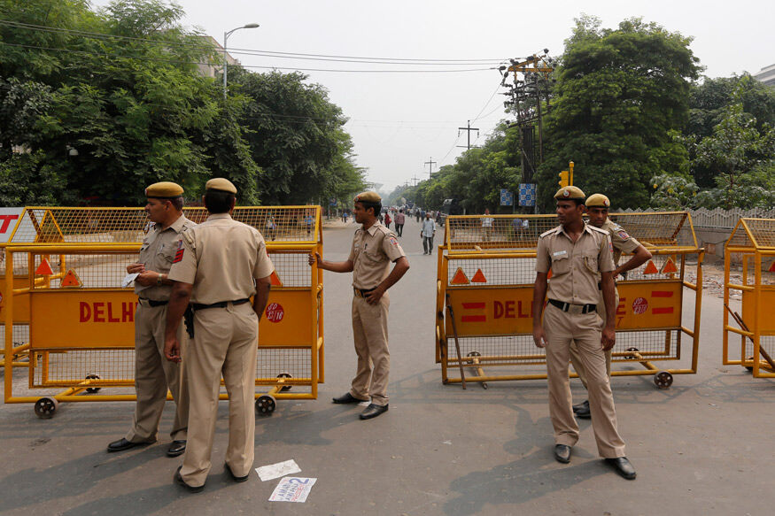 दिल्ली : खुफिया एजेंसियों ने किया अलर्ट दिल्ली पुलिस थानो पर हो सकता है फिदायीन हमला