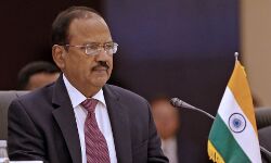 рдбреЛрднрд╛рд▓ рдРрд╕реЗ рд╣реА рдирд╣реАрдВ рдШреВрдо рд░рд╣реЗ рдереЗ рдЧрд▓рд┐рдпреЛрдВ рд╡ рдореМрд╣рд▓реНрд▓реЛрдВ рдореЗрдВ,рдЬрдм рд╣рдо рдФрд░ рдЖрдк рд╕реЛ рд░рд╣реЗ рдереЗ рдбреЛрднрд╛рд▓ рдРрд╕реЗ рд╣реА рдирд╣реАрдВ рдШреВрдо рд░рд╣реЗ рдереЗ рдЧрд▓рд┐рдпреЛрдВ рд╡ рдореМрд╣рд▓реНрд▓реЛрдВ рдореЗрдВ,рдЬрдм рд╣рдо рдФрд░ рдЖрдк рд╕реЛ рд░рд╣реЗ рдереЗ