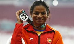 दुती चंद को मिला वीजा, यूरोप में जाकर लगाएंगी परचम दुती चंद को मिला वीजा, यूरोप में जाकर लगाएंगी परचम