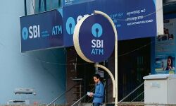 खाताधारकों को SBI का अलर्ट: EMI टालने के लिए OTP शेयर करने की जरूरत नहीं, खाता हो जाएगा खाली