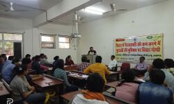 कामयाबी उसी का कदम चुमती है जो अपना लक्ष्य निर्धारित कर लेता है: प्रोफेसर गोविंद पांडे