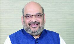 गृह मंत्री श्री अमित शाह ने चक्रवात से निपटने के लिए एक उच्च स्तरीय बैठक की अध्यक्षता की