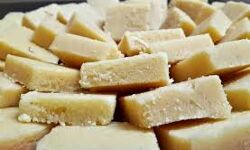 बाग़पत: पुलिस को मिली बड़ी सफलता, मिठाई की फ़र्जी फैक्ट्री पर मारा छापा