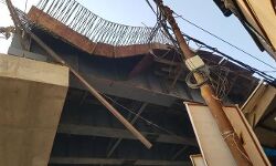 वाराणसी में फ्लाईओवर की शटरिंग, गिरने से वायु सैनिक घायल