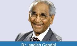 नयी शिक्षा नीति जवाबदेही के स्तम्भ पर आधारित है : जगदीश गाँधी नयी शिक्षा नीति जवाबदेही के स्तम्भ पर आधारित है : जगदीश गाँधी