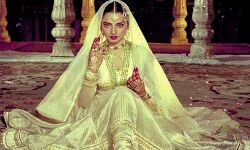 बॉलीवुड एक्ट्रेस रेखा के जन्मदिन के मौके पर जाने उनकी कुछ बेहतरीन बाते ...