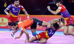 Pro Kabaddi League 2019: यू मुंबा ने यूपी योद्धा को 39-36 से हराया Pro Kabaddi League 2019: यू मुंबा ने यूपी योद्धा को 39-36 से हराया