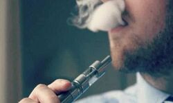 क्या है ई-सिगरेट और क्यू सेहत के लिए है खतरनाक!