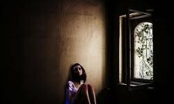 जंगल से लकड़ी लेकर लौट रही महिला से की गयी दुष्कर्म की कोशिश ,नाकाम होने पर मार डाला