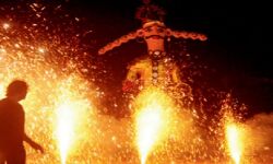 मथुरा : रावण दहन को लेकर जोरों पर है तैयारियां, आप भी पढ़िए स्पेशल रिपोर्ट