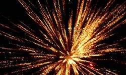 उत्तर प्रदेश : पटाखा फोड़ने को लेकर हुआ विवाद, दो की हत्या