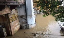 बाढ़ के हालात पर सीएम योगी ने जताई चिंता , प्रयागराज और वाराणसी के अधिकारियों को पूरी चौकसी बरतने को कहा