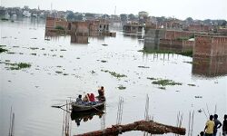 उत्तर प्रदेश: प्रयागराज में गंगा का जलस्तर बढ़ा कई गांव हुए जलमग्न