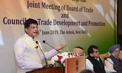वाणिज्‍य मंत्री ने व्‍यापार बोर्ड और व्‍यापार विकास तथा संवर्धन परिषद की संयुक्‍त बैठक को संबोधित किया