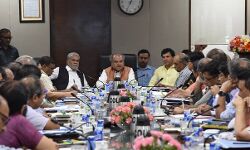 Agriculture Minister Shri Narendra Singh Tomar holds review meeting