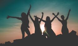 वो चार लोग.....