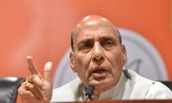 अब पाकिस्तान अधिकृत कश्मीर पर ही होगी बात :रक्षा मंत्री