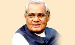 देश ने अटल जी के पहली पुण्यतिथि पर भाव पूर्ण श्रद्धांजलि  दी