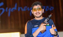 अनीश भानवाला को  25 मीटर रैपिट फायर पिस्टल स्पर्धा में मिला  स्वर्ण