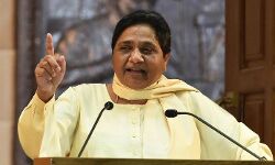 सपा - बसपा के प्रेम का अंत ---अब बसपा अकेले चुनाव लड़ेगी