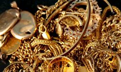 चांदी में भारी गिरावट के साथ सोना भी हुआ सस्ता