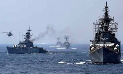 भारतीय नौसेना का गोताखोर दल इम्फाल नदी में लापता कार्मिकों का पता लगाने के लिए खोज अभियान में शामिल