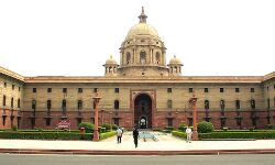 नौसेना कमांडरों के द्विवार्षिक सम्मेलन  25 अप्रैल 2019 को संपन्न हुआ